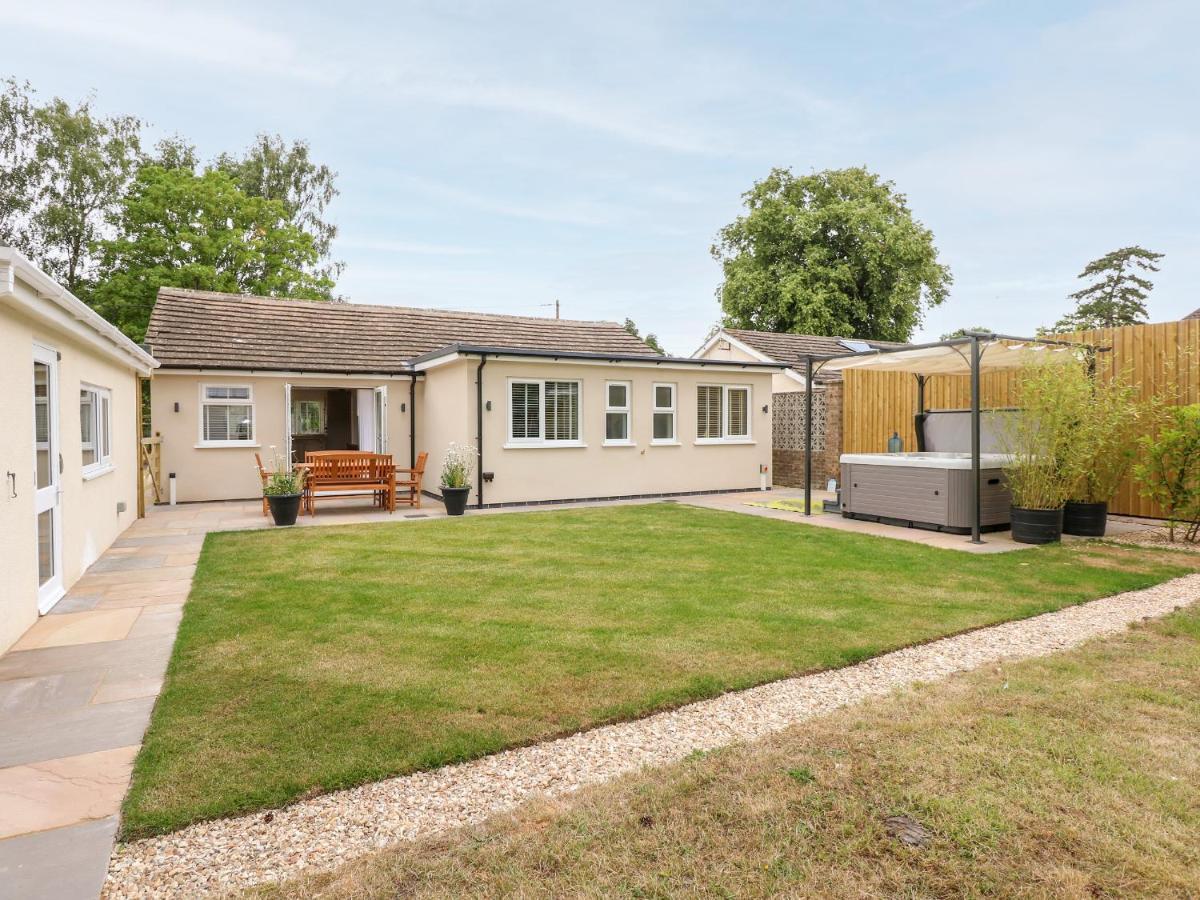 Daisy Tree Cottage Woodhall Spa Bagian luar foto